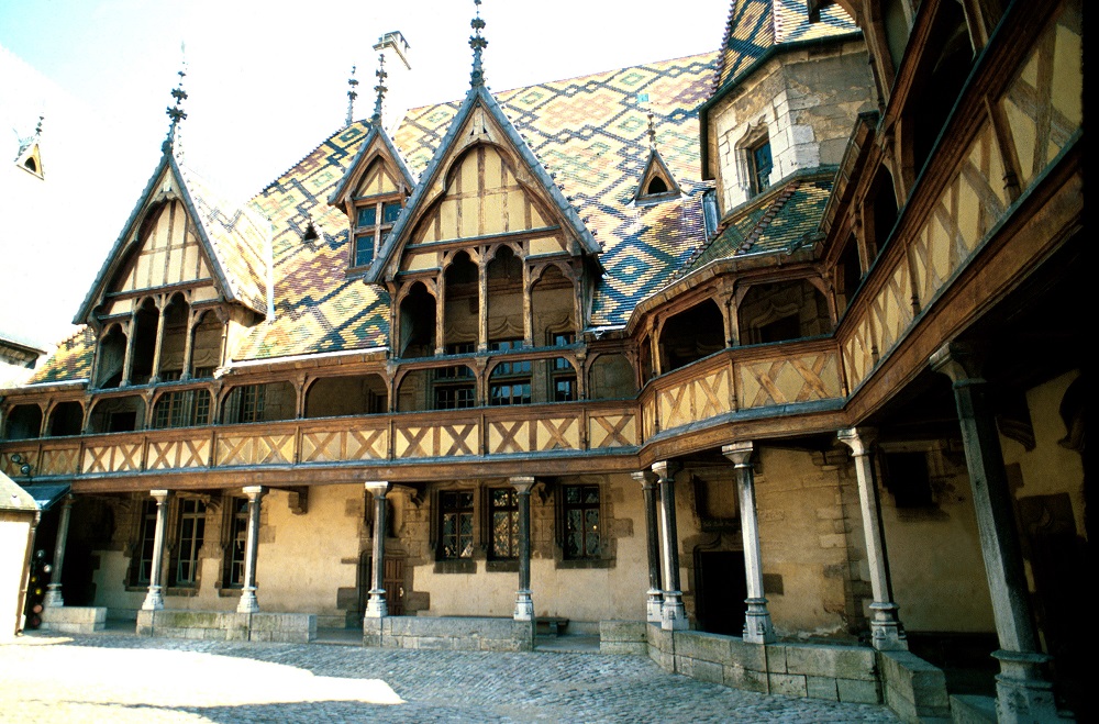 BEAUNE.jpg