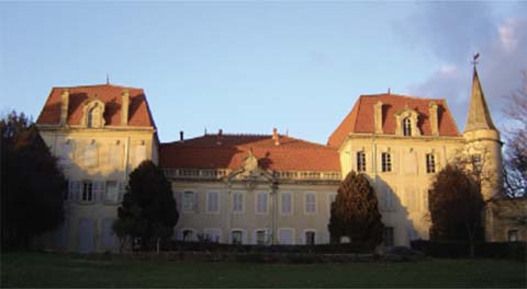 thhuries-chateau_vaudieu.jpg